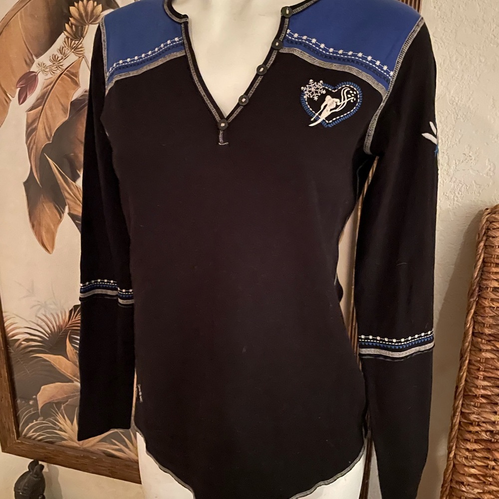 NEW Alp N Rock Apres Henley Ski Top with crystals and leather accents Large